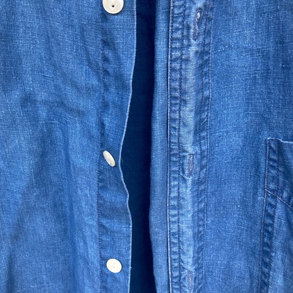 Linen Button-Up - Picture 4 of 9